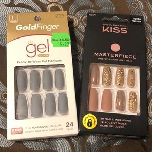 (2) Press-on nail sets!